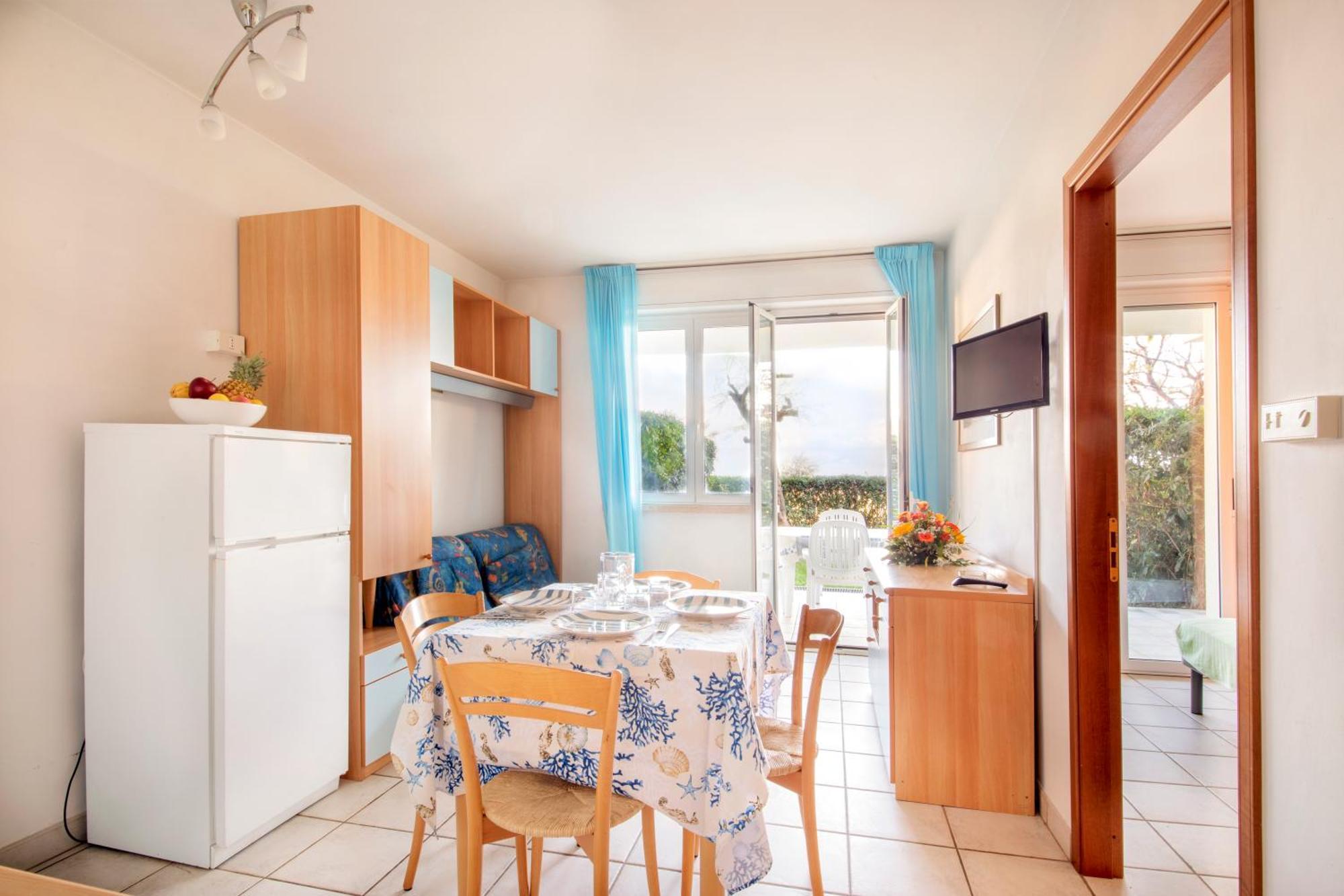 Residence Brezza Di Mare San Benedetto del Tronto Bagian luar foto